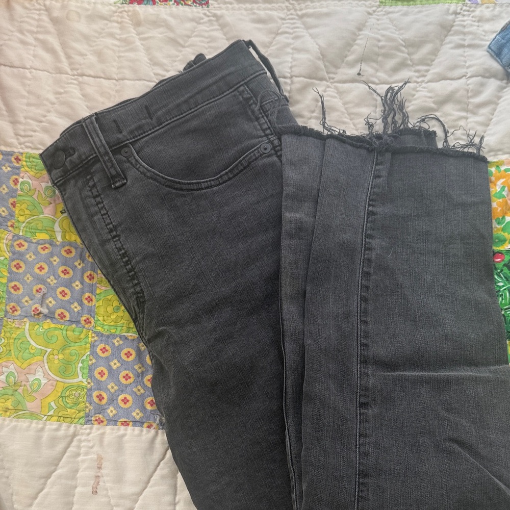 Maxwell Distressed Black Women Stovepipe Jeans